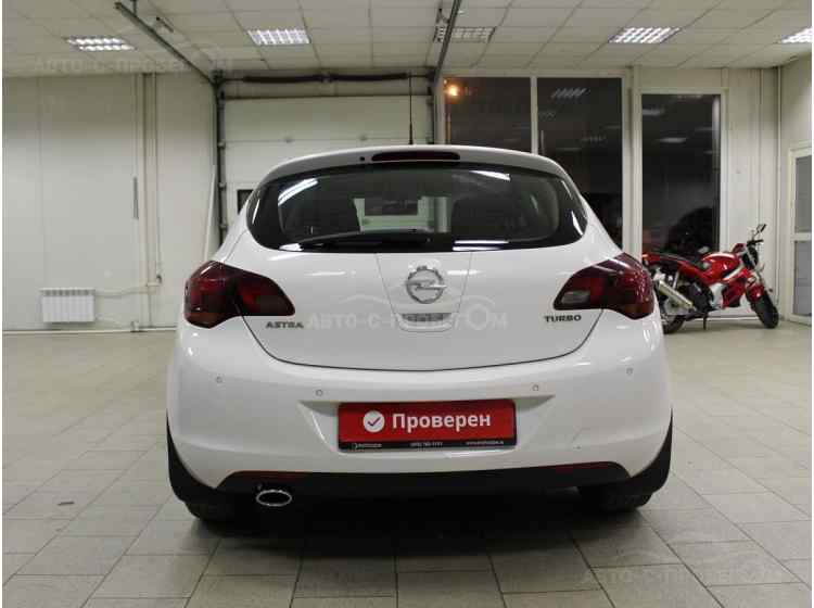 Opel Astra J Рестайлинг