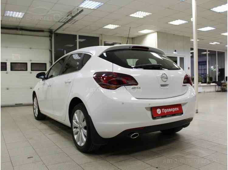 Opel Astra J Рестайлинг