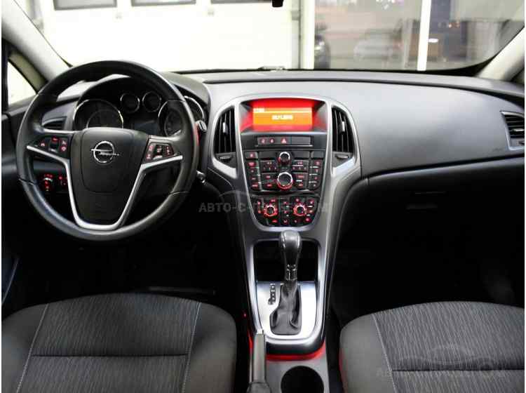 Opel Astra J Рестайлинг