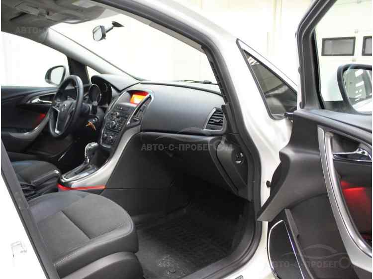 Opel Astra J Рестайлинг