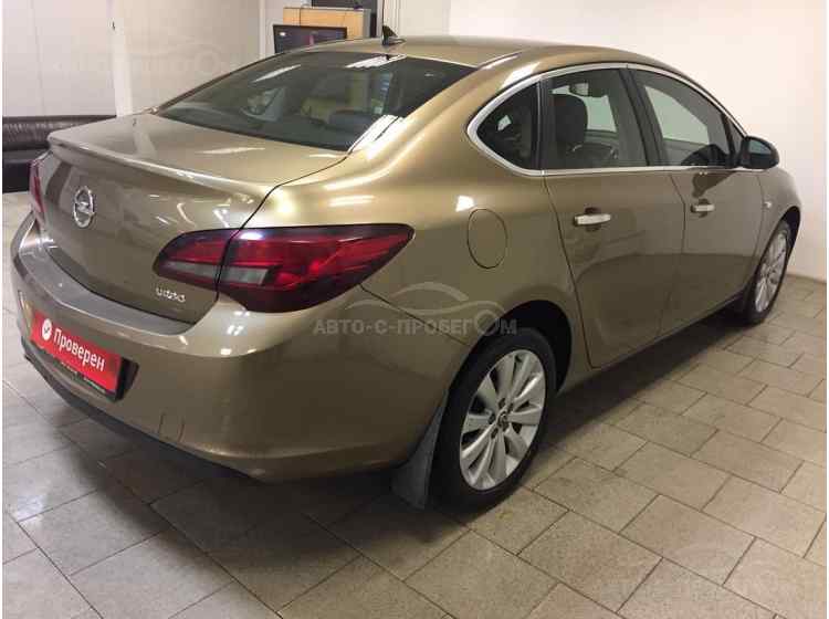 Opel Astra J Рестайлинг