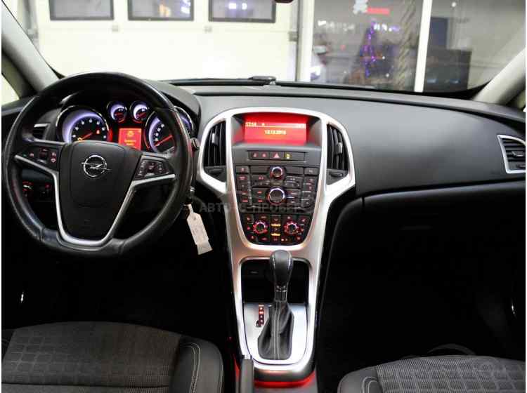 Opel Astra J Рестайлинг