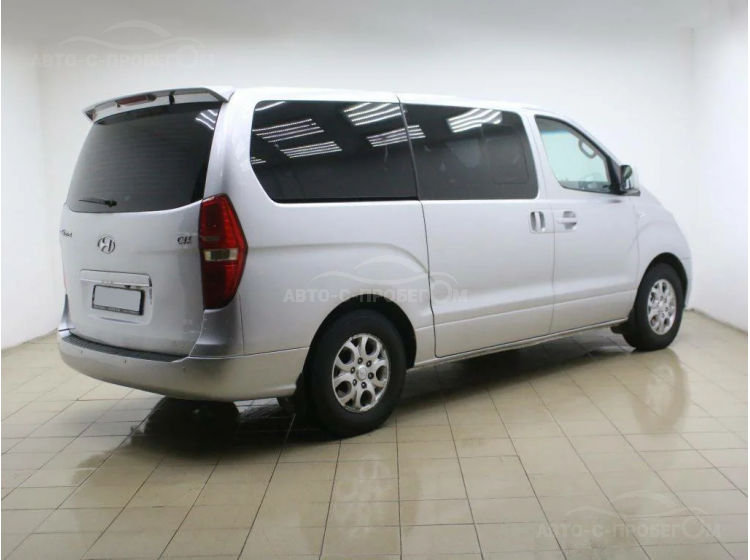 Hyundai Grand Starex I