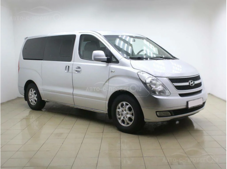 Hyundai Grand Starex I