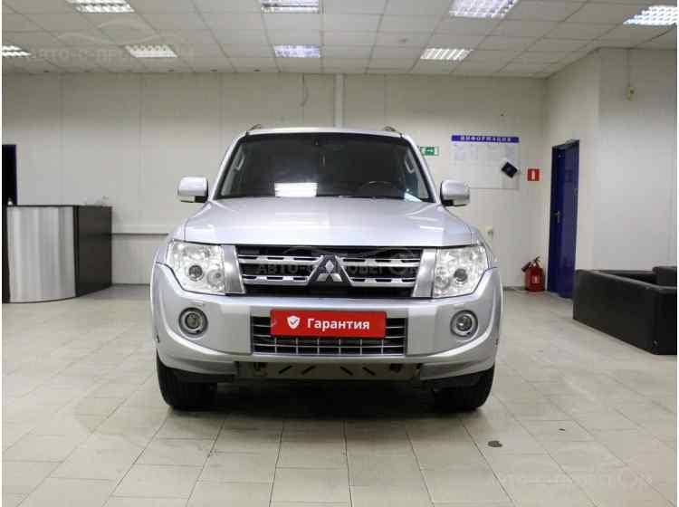Mitsubishi Pajero IV Рестайлинг 1