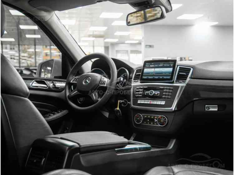 Mercedes-Benz M-Класс III (W166)