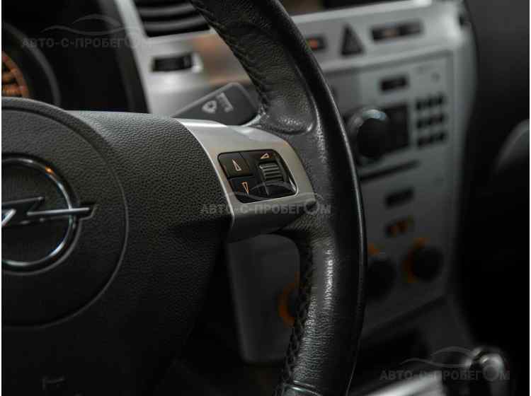 Opel Zafira B Рестайлинг
