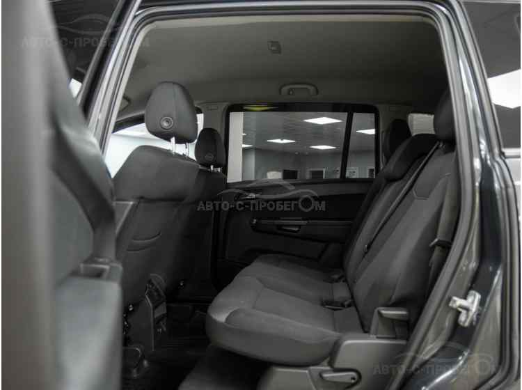 Opel Zafira B Рестайлинг