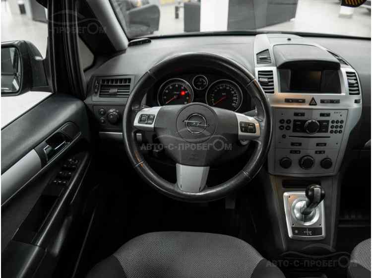 Opel Zafira B Рестайлинг