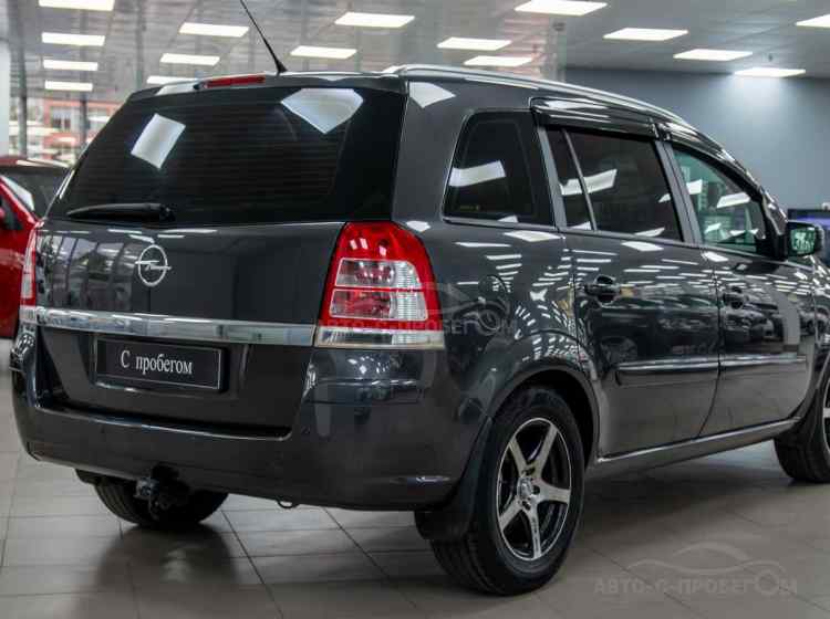 Opel Zafira B Рестайлинг
