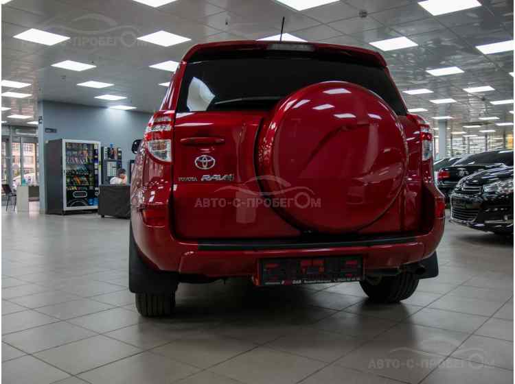 Toyota RAV4 IV (XA40)