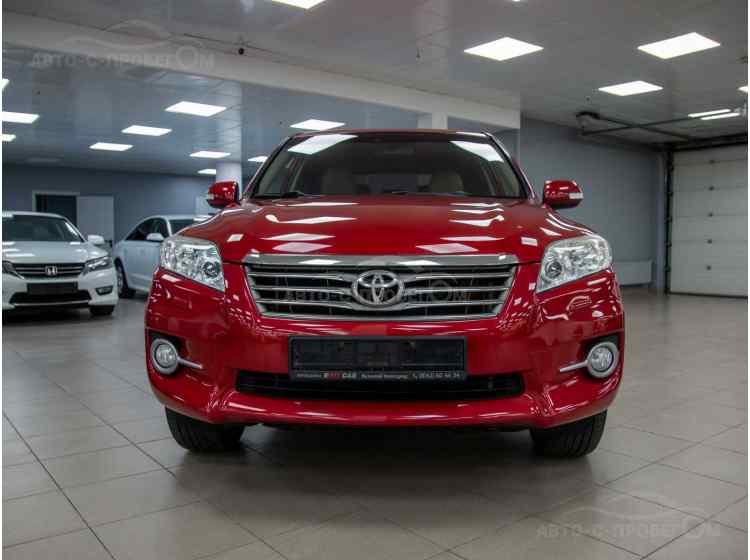 Toyota RAV4 IV (XA40)