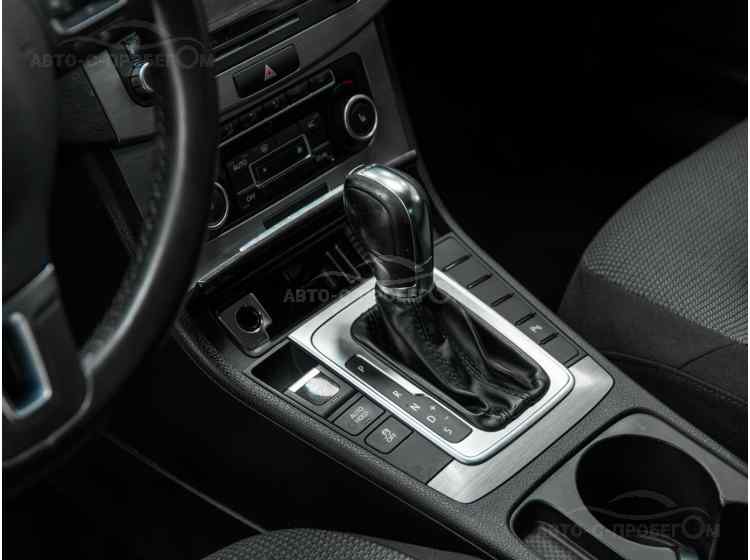 Volkswagen Passat B7