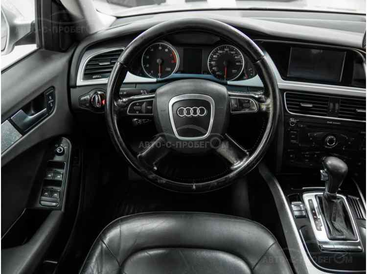 Audi A4 IV (B8)