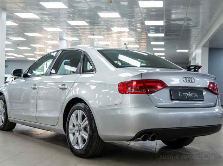 Audi A4 IV (B8)