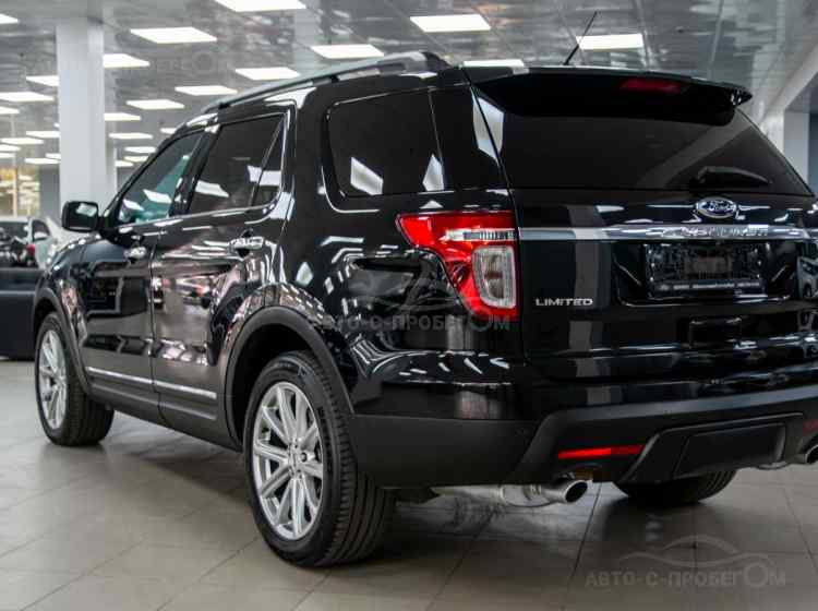 Ford Explorer V