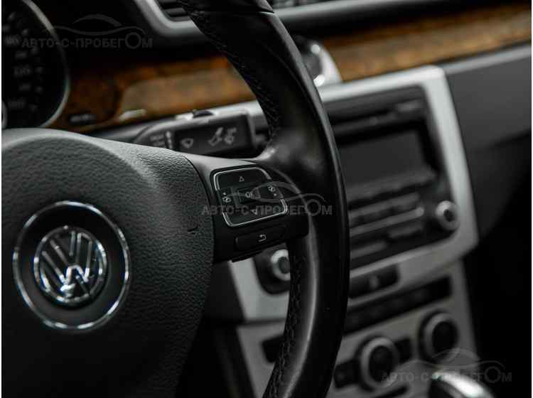 Volkswagen Passat B7