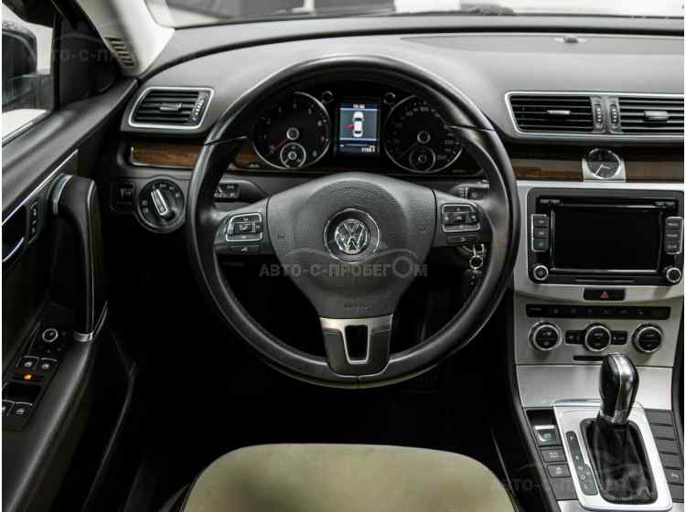 Volkswagen Passat B7