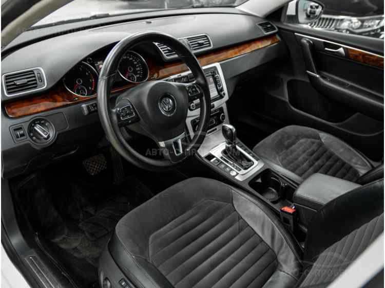 Volkswagen Passat B7