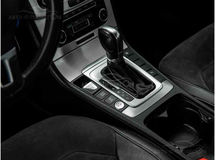 Volkswagen Passat B7