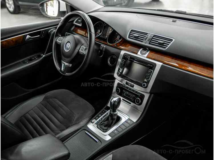 Volkswagen Passat B7