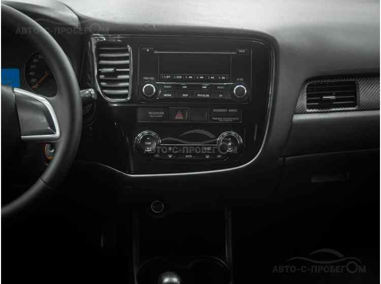 Mitsubishi Outlander III