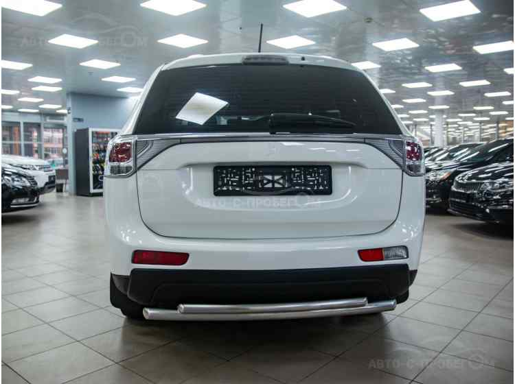 Mitsubishi Outlander III