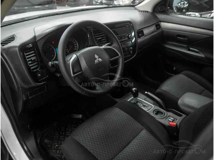 Mitsubishi Outlander III