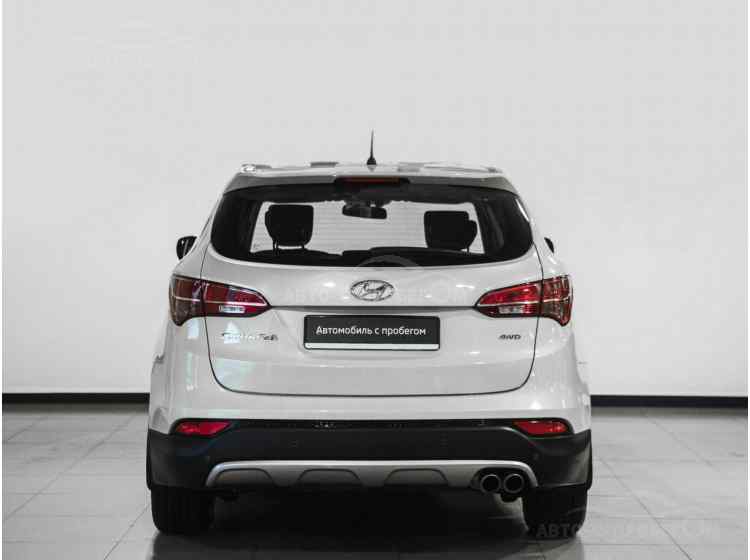 Hyundai Santa Fe III