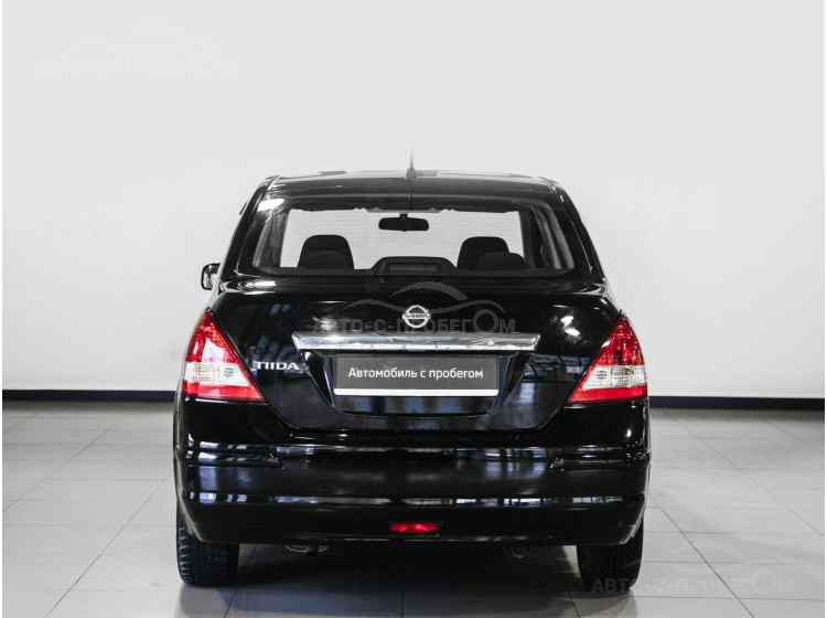 Nissan Tiida I Рестайлинг