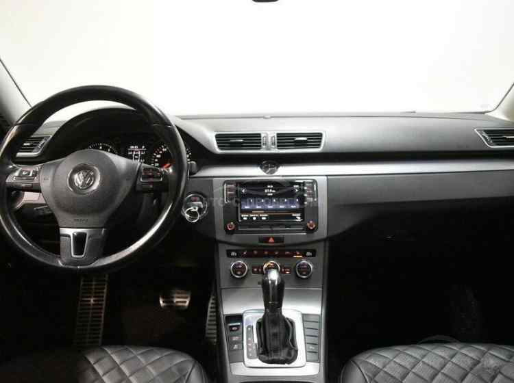 Volkswagen Passat B7