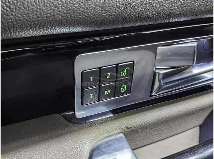 Land Rover Discovery IV