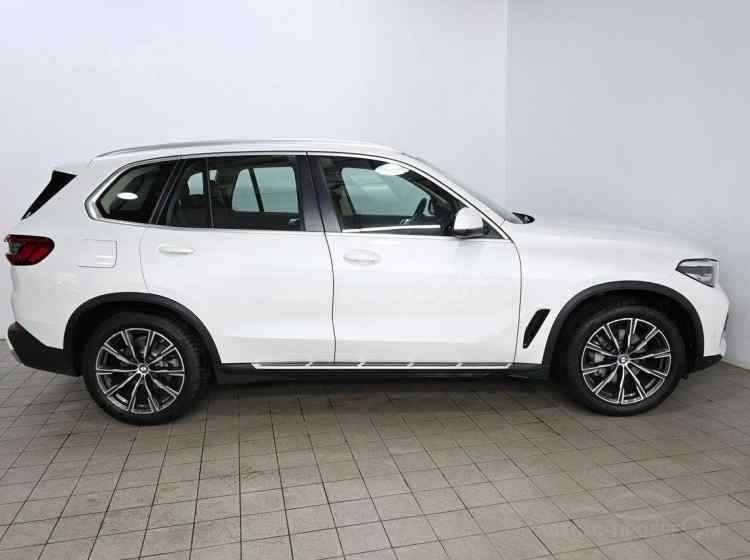 BMW X5 IV (G05)