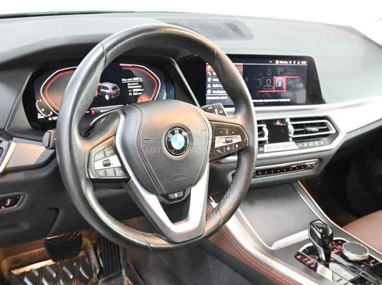 BMW X5 IV (G05)
